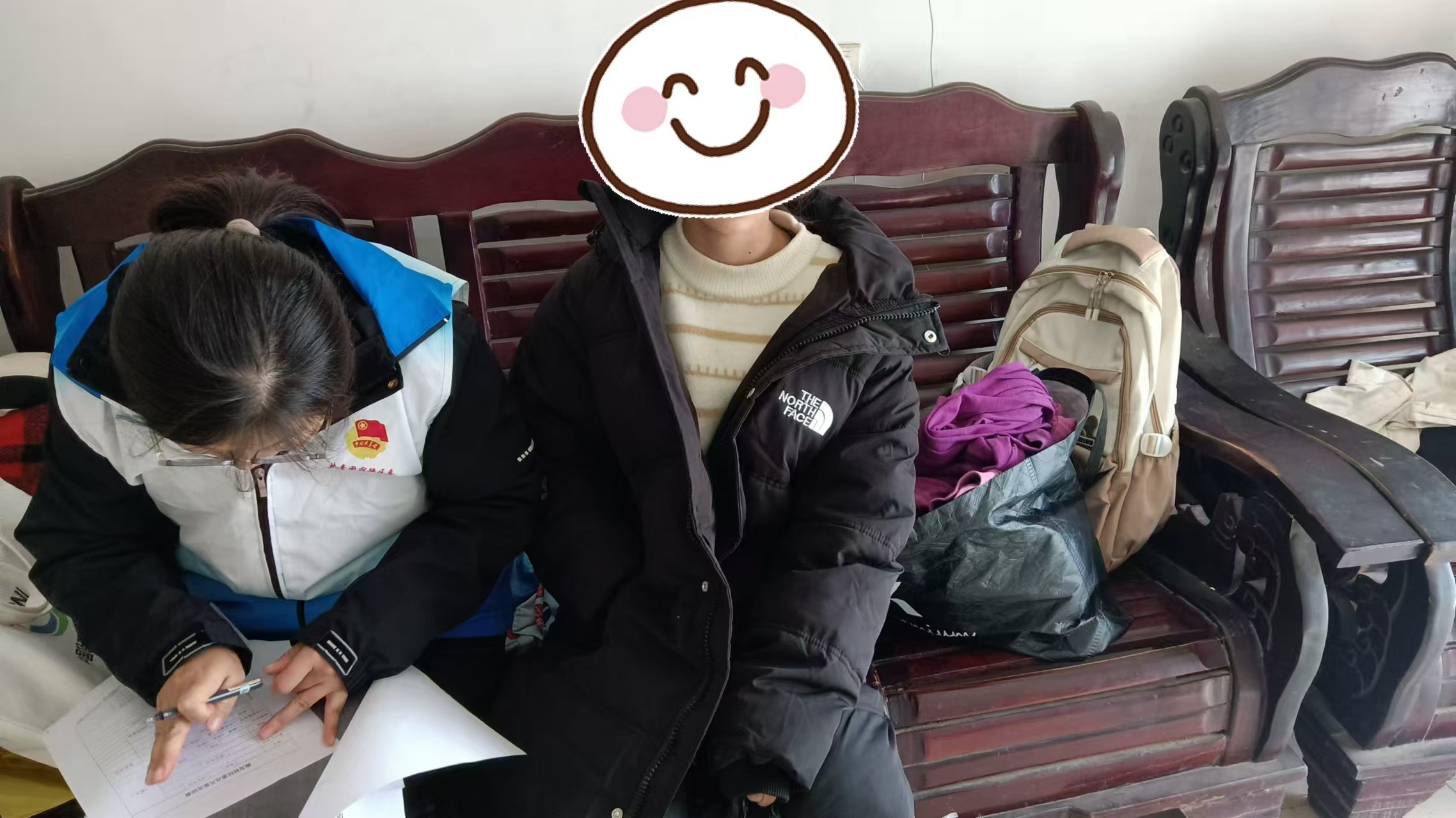 莹莹想要165的棉服，37码的鞋子，笔，修正带